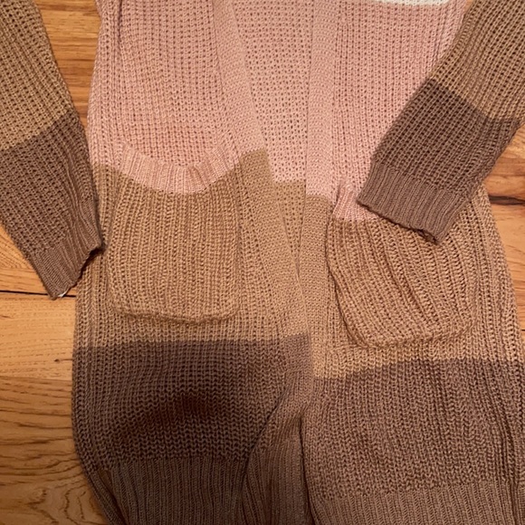 Love tree- Long Sleeve cardigan- size Small - Picture 6 of 9